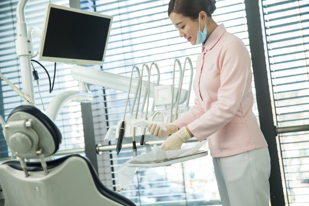 牙冠革命:重塑口腔健康與美觀的新紀元 牙冠革命:重塑口腔健康與美觀的新紀元