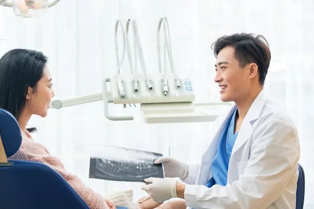 牙周病防治新策略探索與口腔健康維護 牙周病防治新策略探索與口腔健康維護